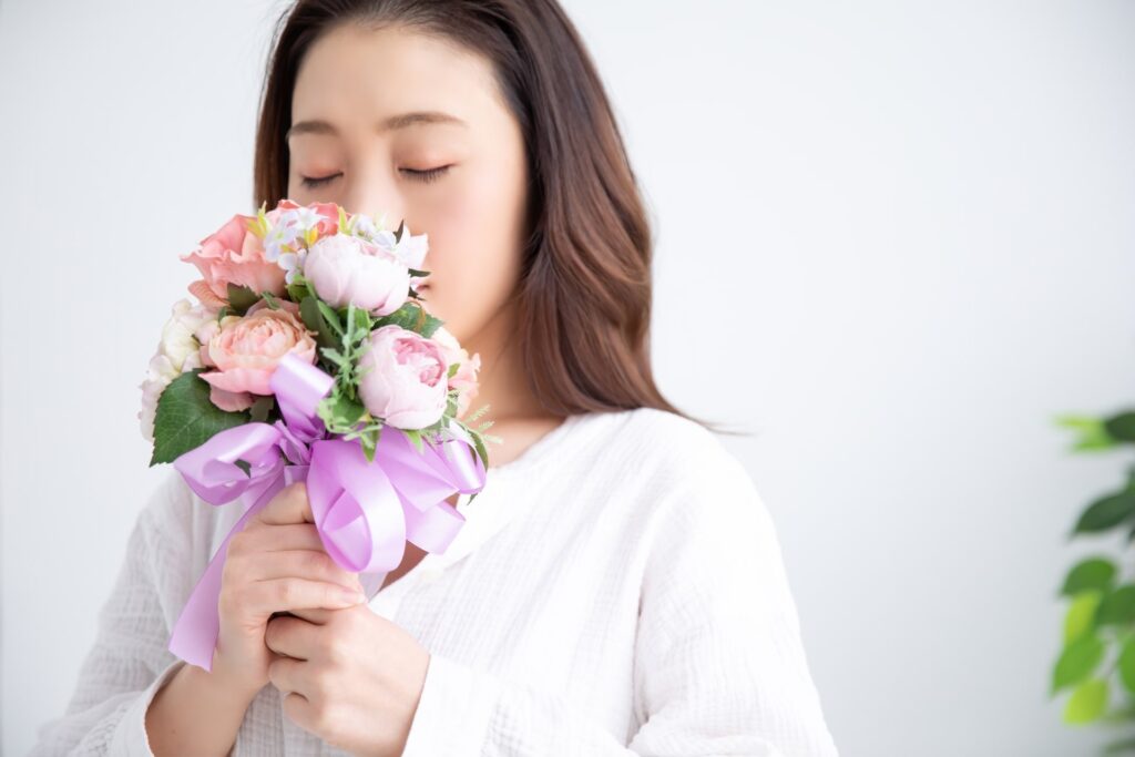 目を閉じても二重整形だとバレないようにする4つの方法